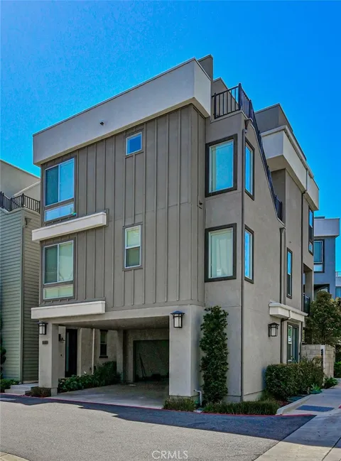 1643 Bridgewater Way, Costa Mesa, CA MLS: OC25067732