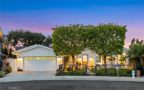 223 Robinhood Place, Costa Mesa, CA 92627 - MLS#: NP25031147