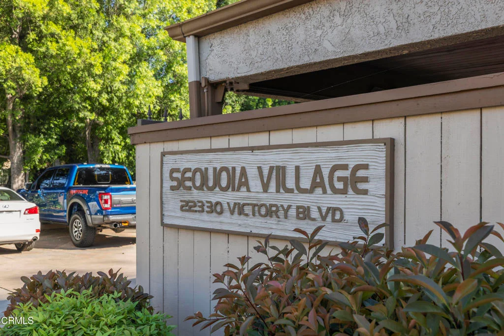 22330 Victory Boulevard Unit 401, Los Angeles, CA 91367