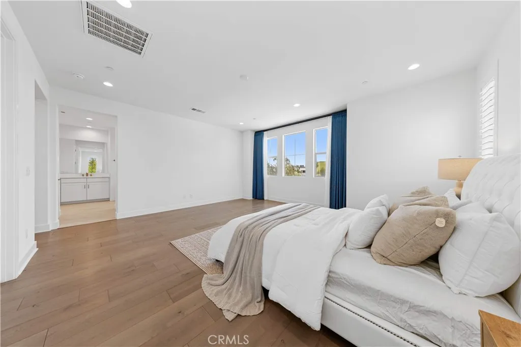 Additional image 77 of 112 Sentosa, Irvine, CA 92618