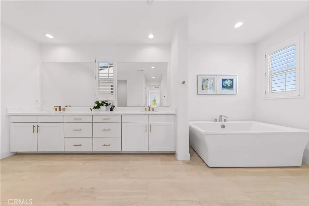 Additional image 79 of 112 Sentosa, Irvine, CA 92618