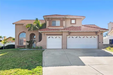 2073 W Summerset Drive, Rialto, CA MLS: CV25054202