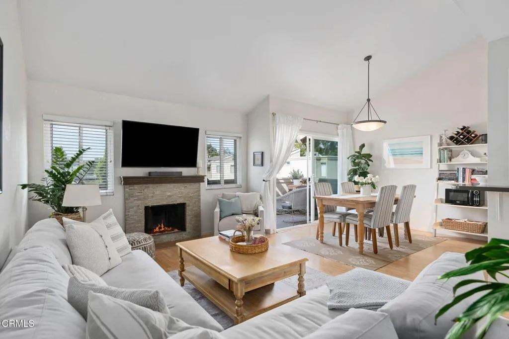 Additional image 2 of 1280 Seacliff Court Unit 2, Ventura, CA 93003