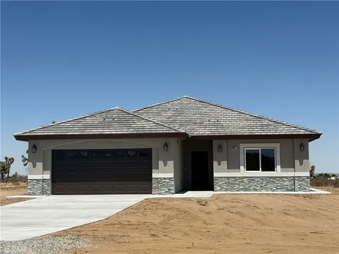 6472 Cayucos Drive, Phelan, CA MLS: DW25094706