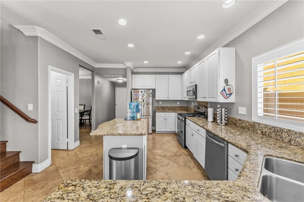 Additional image 69 of 2843 S Buena Vista Ave, Corona, CA 92882