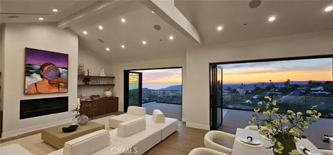 3059 Cresta Way, Laguna Beach, CA 92651 - MLS#: OC25034189