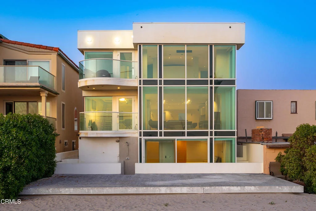 4015 Ocean Drive, Oxnard, CA 93035
