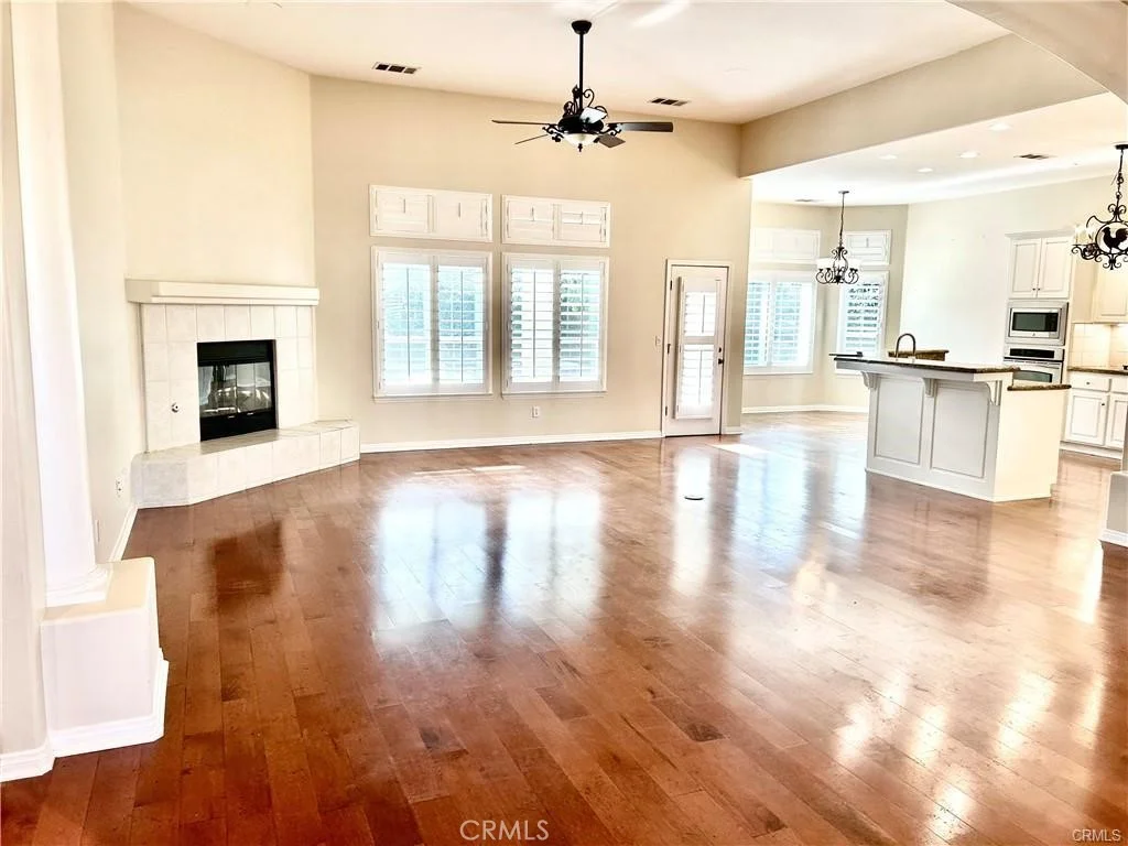 10803 Whitburn Street, Bakersfield, CA 93312