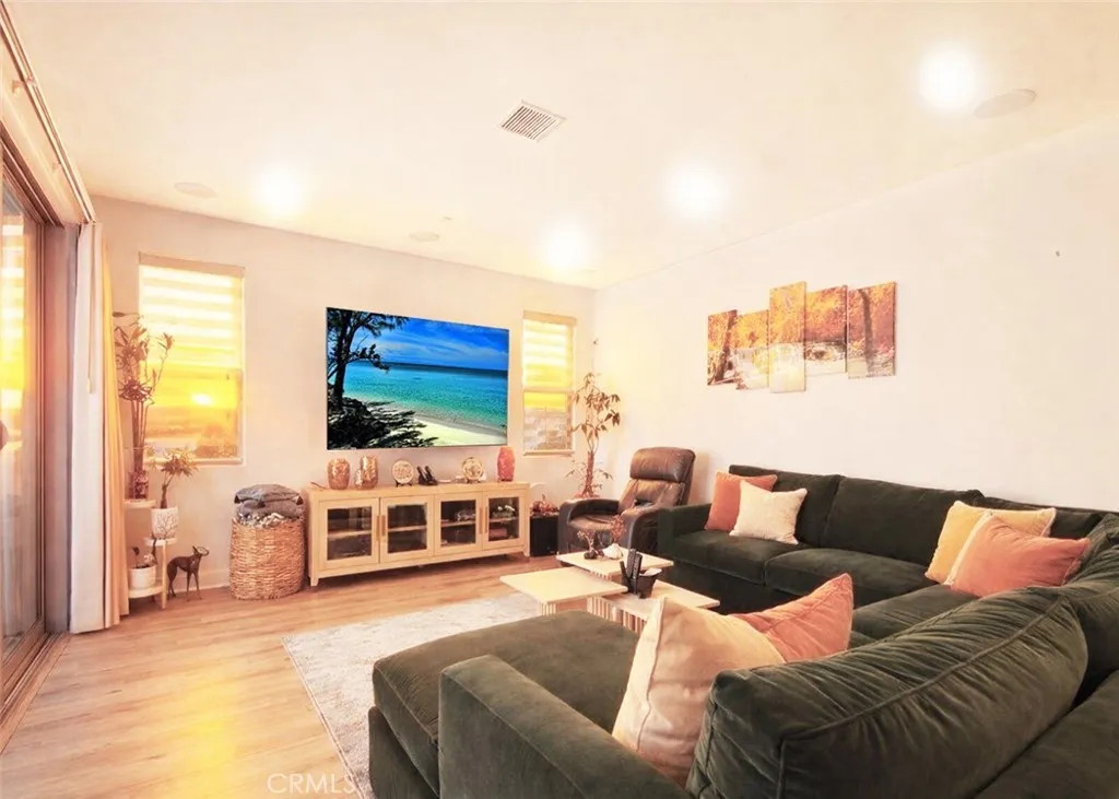 Additional image 50 of 5721 Windbourne Dr, Huntington Beach, CA 92647