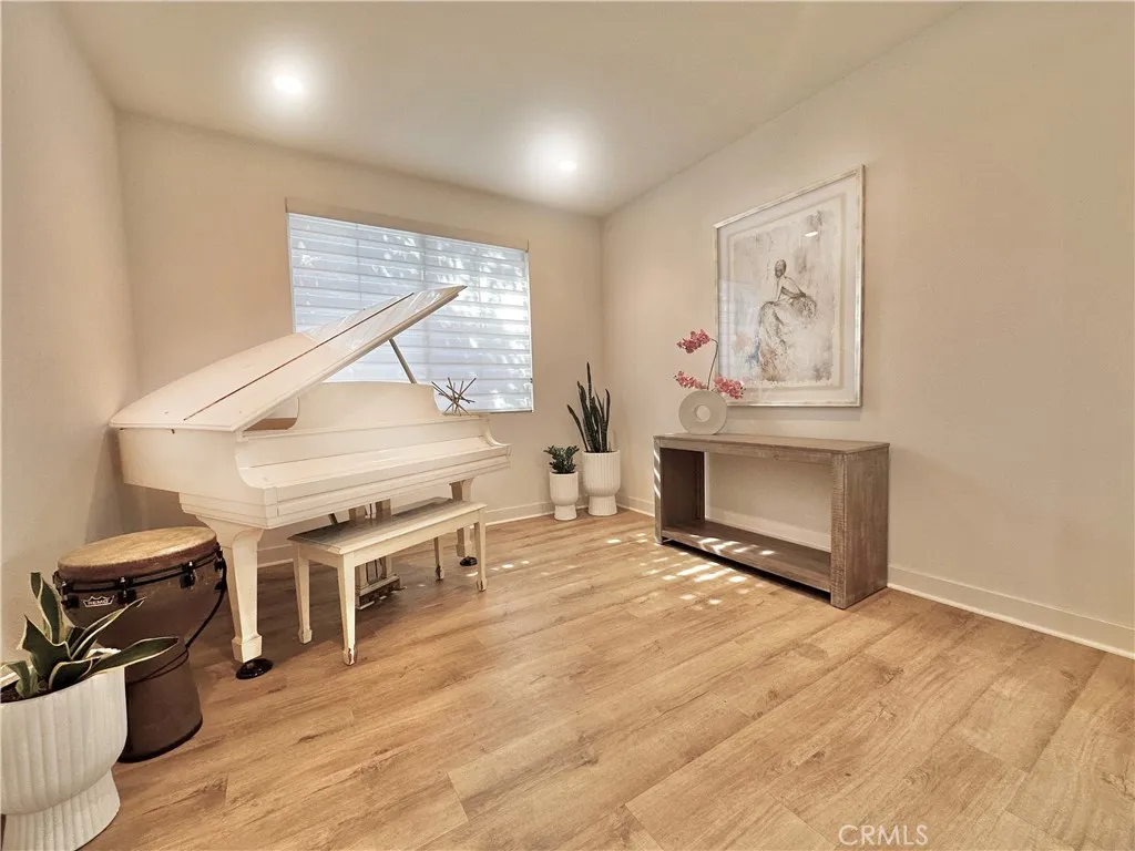 Additional image 19 of 5721 Windbourne Dr, Huntington Beach, CA 92647