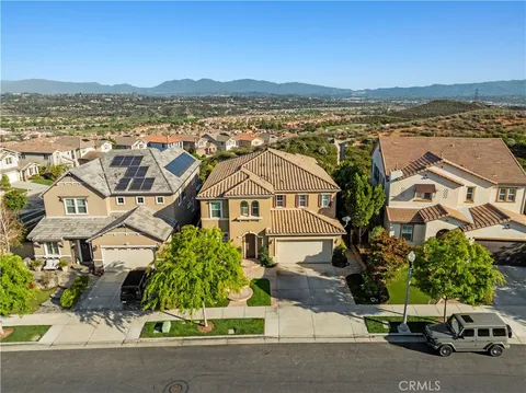 28852 Iron Village Drive, Valencia, CA 91354 - MLS#: SR25077700