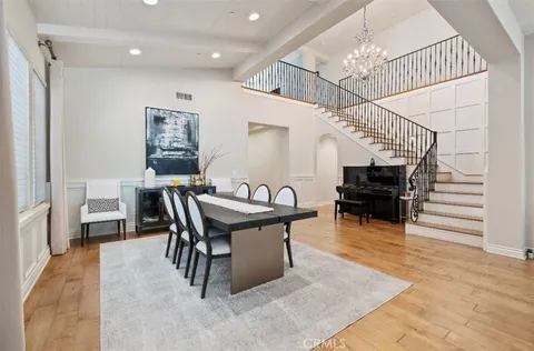 10 Shadybend, Irvine, CA MLS: OC25059291