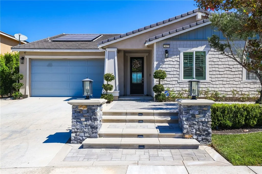 2627 Chad Zeller Ln, Corona, CA 92882