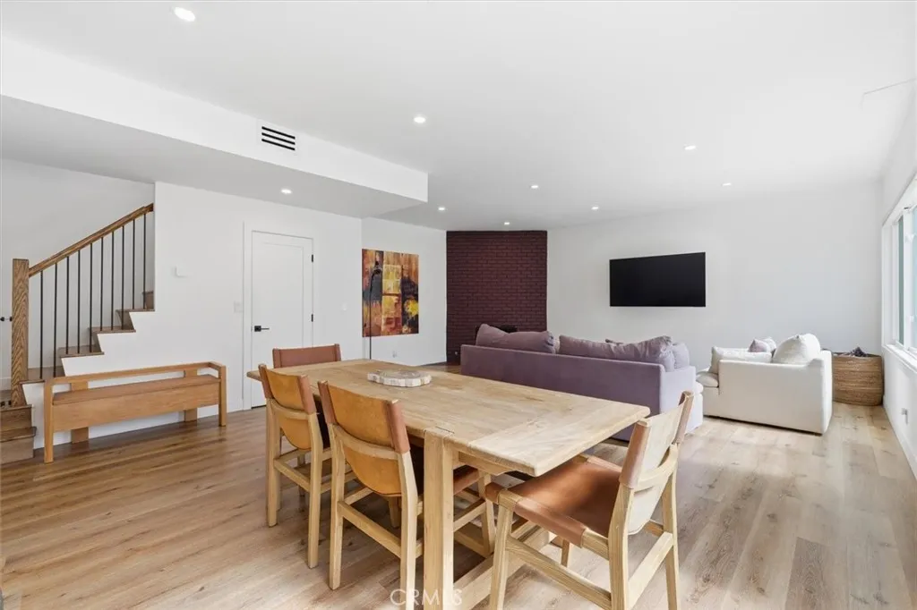 Additional image 38 of 11936 Gorham Ave, Los Angeles, CA 90049