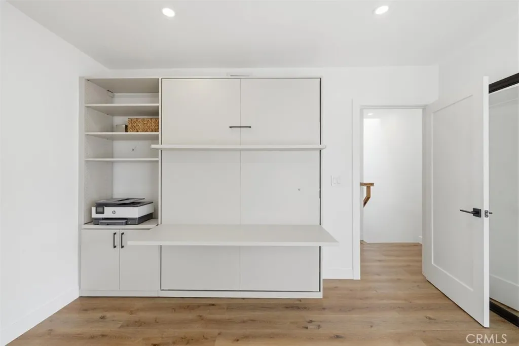 Additional image 51 of 11936 Gorham Ave, Los Angeles, CA 90049