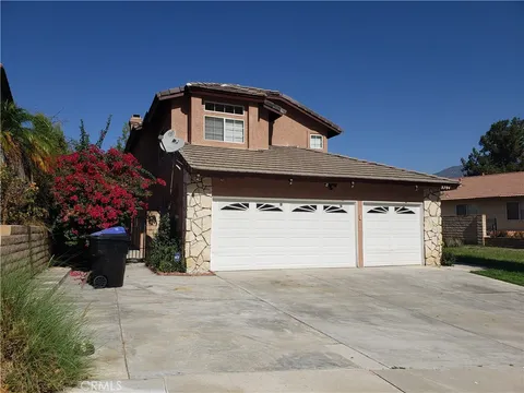 3784 Canyon Terrace Drive, San Bernardino, CA MLS: IV25096449