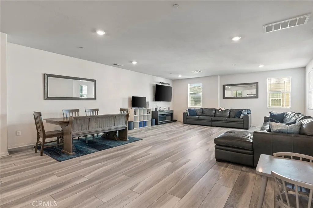 Additional image 74 of 1208 Dock Ln, Harbor City, CA 90710