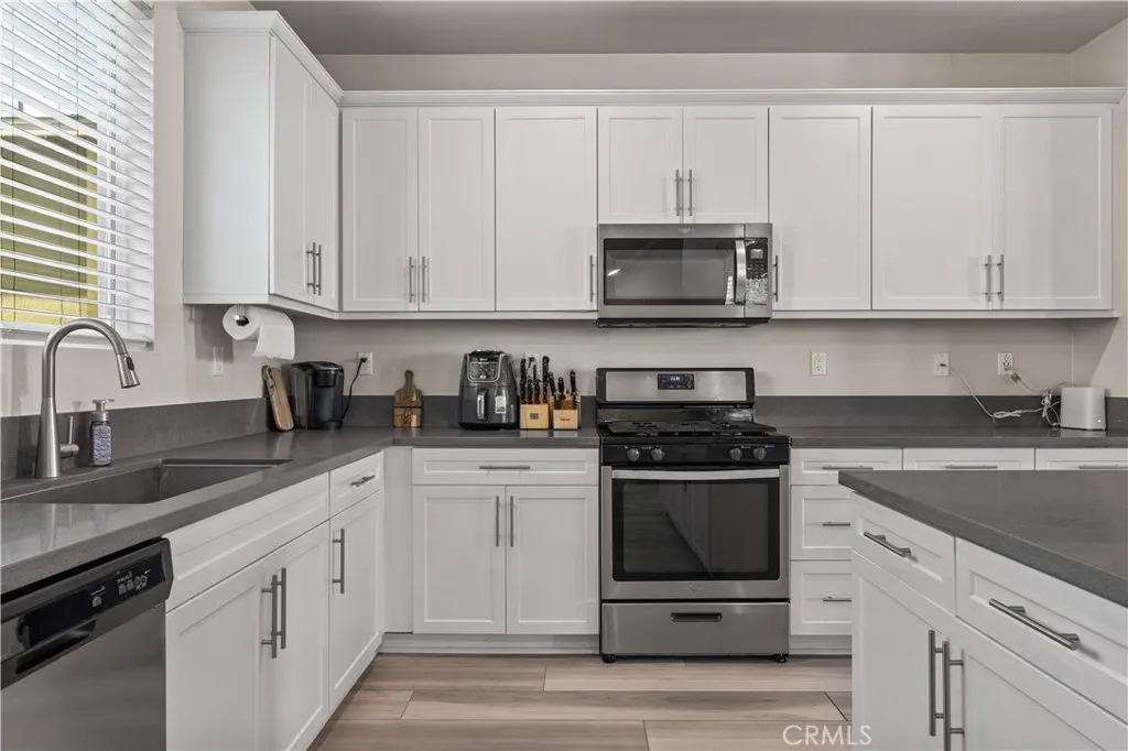 Additional image 79 of 1208 Dock Ln, Harbor City, CA 90710