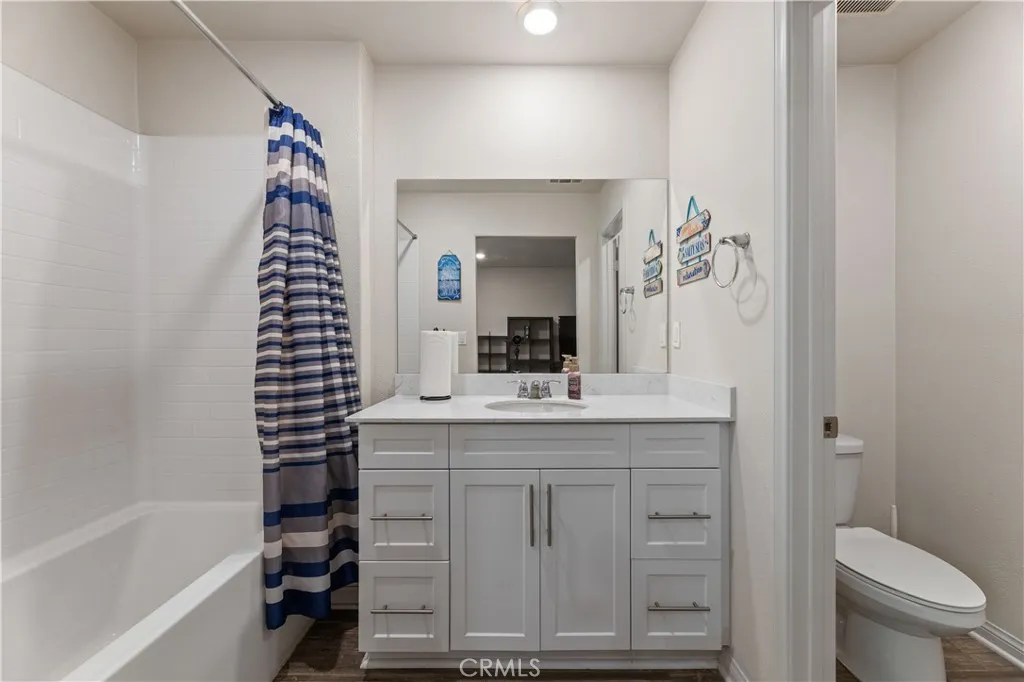 Additional image 10 of 1208 Dock Ln, Harbor City, CA 90710