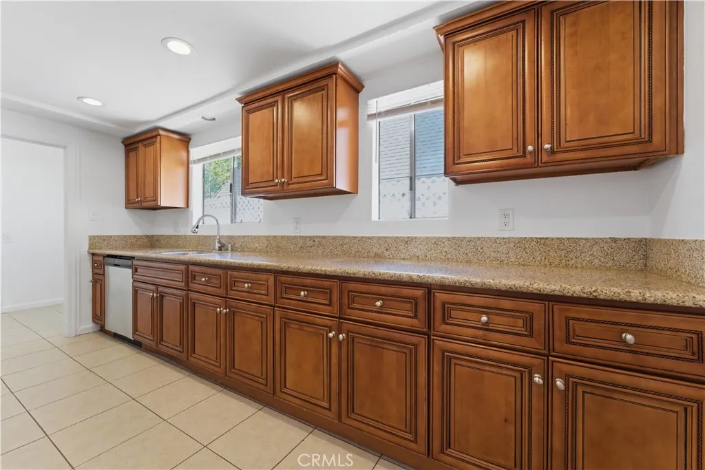 Additional image 54 of 10944 Haskell Avenue, Granada Hills, CA 91344