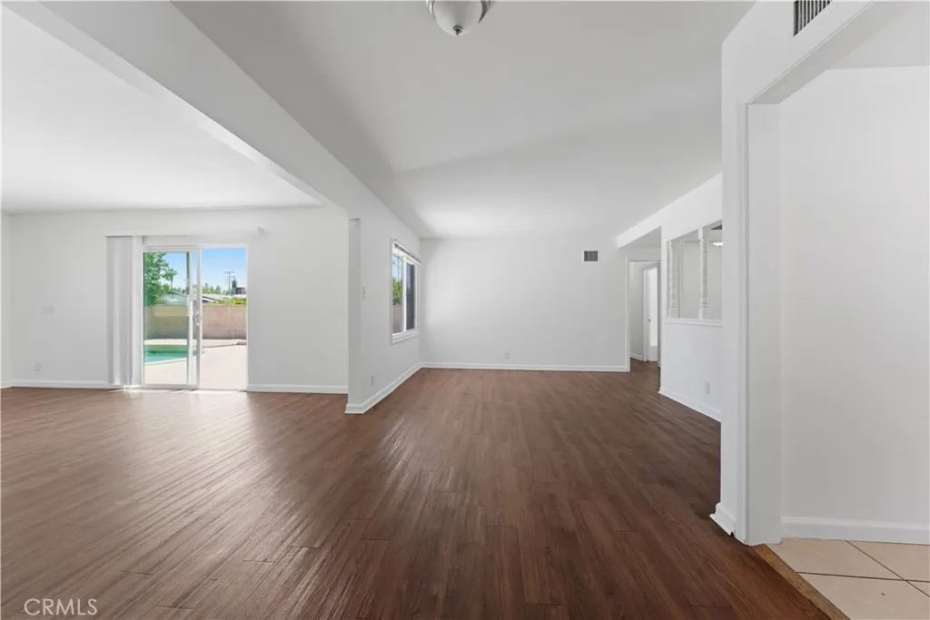 Additional image 14 of 10944 Haskell Avenue, Granada Hills, CA 91344