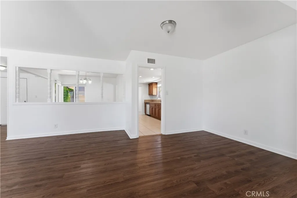 Additional image 13 of 10944 Haskell Avenue, Granada Hills, CA 91344
