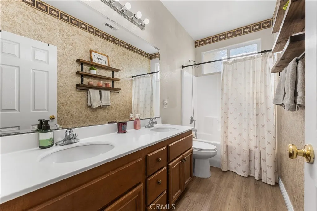 Additional image 81 of 44340 46th St W, Lancaster, CA 93536