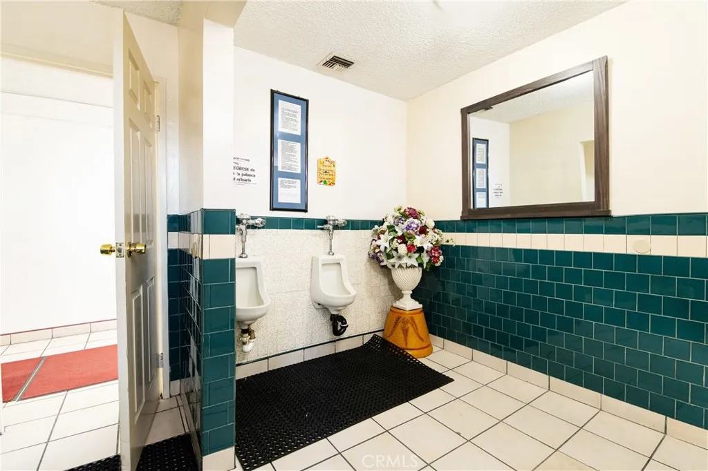 Additional image 51 of 147 E Rosecrans Avenue, Compton, CA 90222