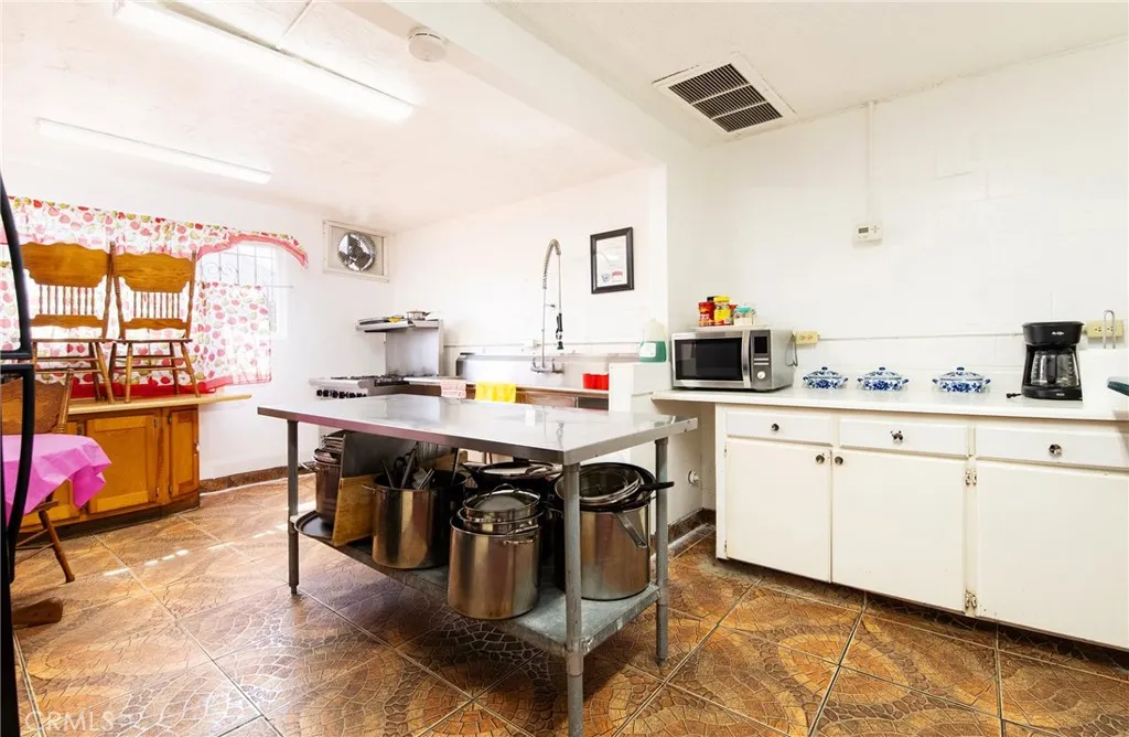 Additional image 54 of 147 E Rosecrans Avenue, Compton, CA 90222