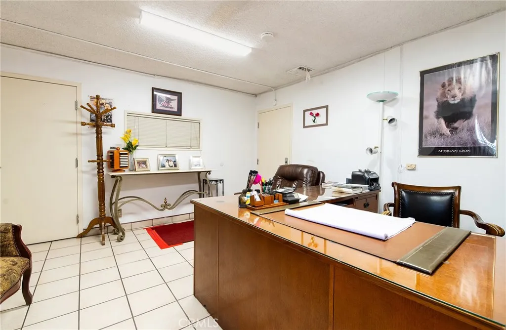 Additional image 28 of 147 E Rosecrans Avenue, Compton, CA 90222