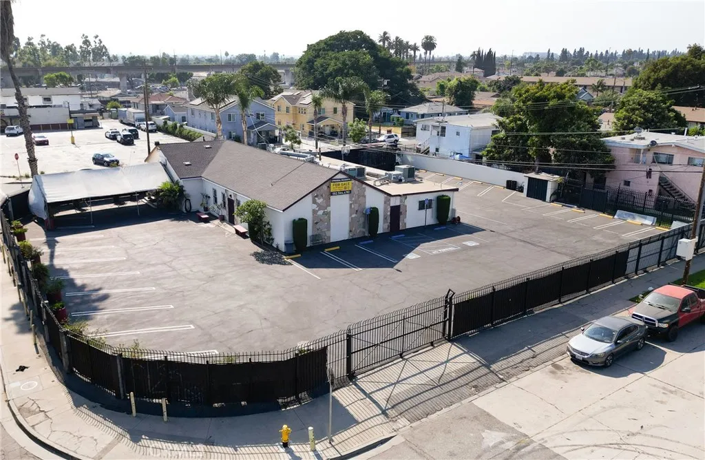 147 E Rosecrans Avenue, Compton, CA 90222