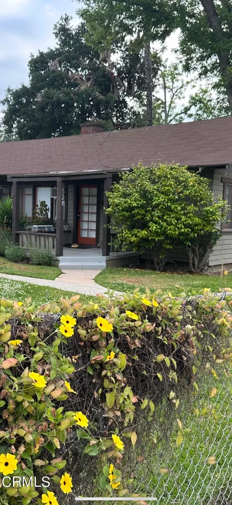 528 Thompson Drive, Pasadena, CA MLS: P1-21197