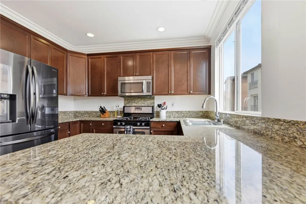 Additional image 9 of 12027 Acadia Court, Hawthorne, CA 90250