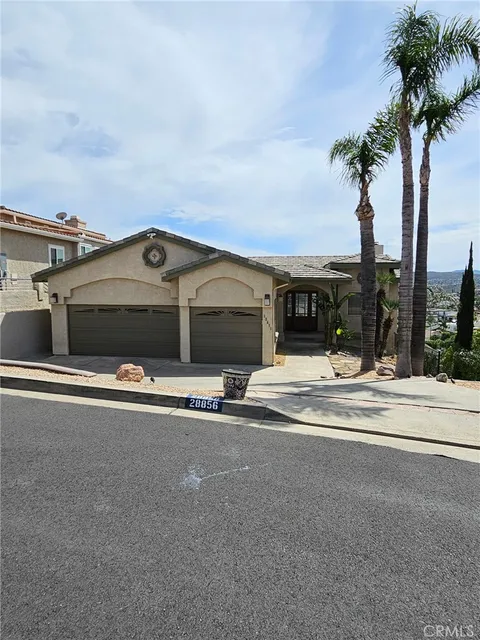 28856 Yosemite Place, Canyon Lake, CA MLS: DW25107841