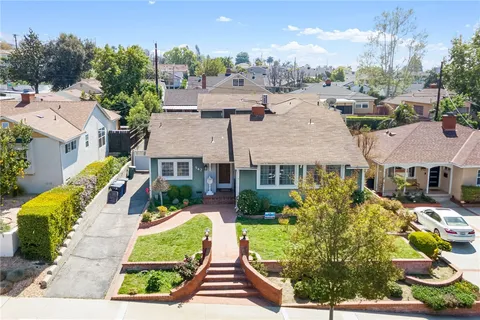 942 University Avenue, Burbank, CA MLS: BB25070780