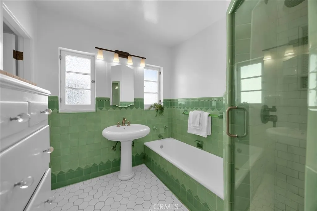 Additional image 35 of 24 Rivo Alto Canal, Long Beach, CA 90803