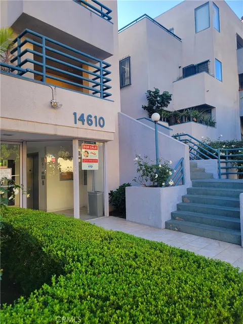 14610 Erwin Street Unit 304, Van Nuys, CA 91411 - MLS#: SR24235469