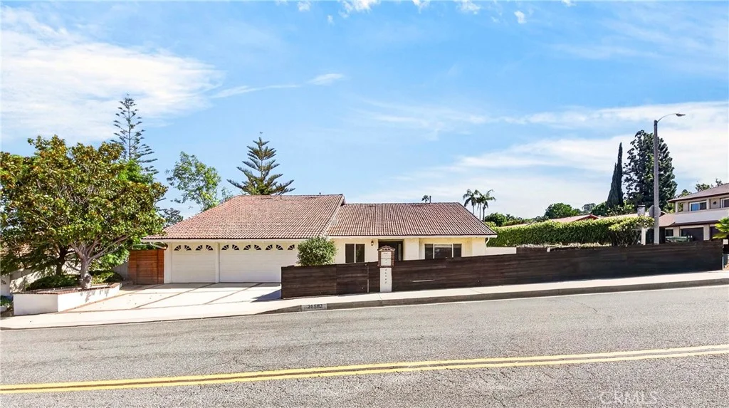 26582 Academy Dr, Palos Verdes Peninsula, CA 90274