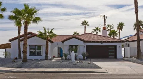 1125 E Via San Michael Road, Palm Springs, CA MLS: GD24200534