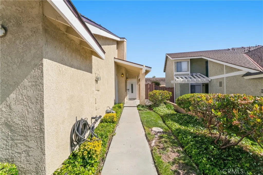 Additional image 6 of 16722 Shinedale Drive, Canyon Country, CA 91387