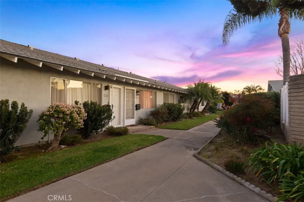 2034 E Santa Clara Avenue Unit A2, Santa Ana, CA 92705