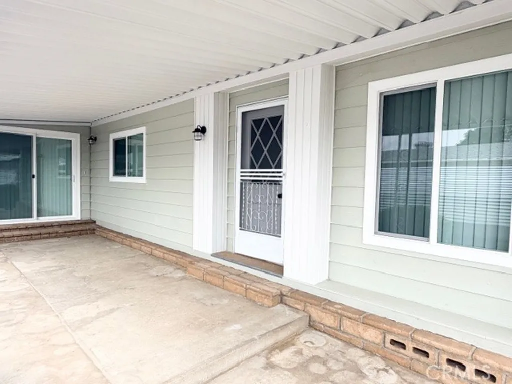 Additional image 4 of 3850 Atlantic Avenue Unit 212, Highland, CA 92346