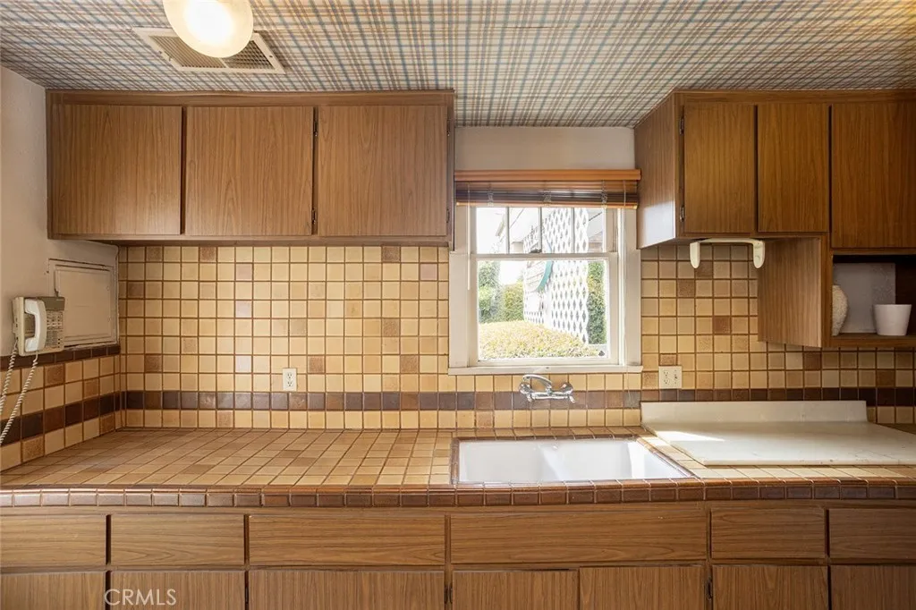 Additional image 47 of 206 W Wilshire Ave, Fullerton, CA 92832