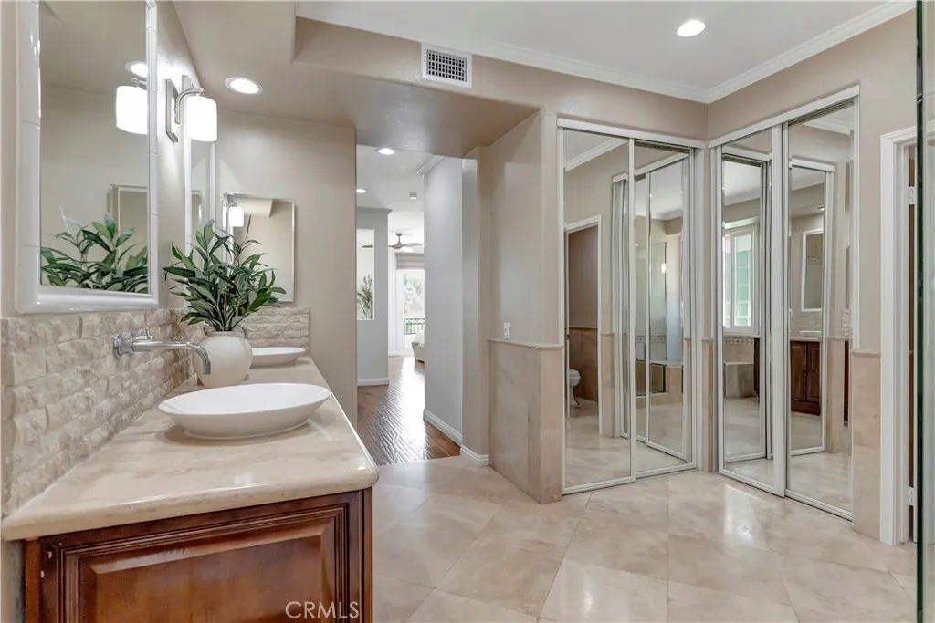 Additional image 50 of 515 20th Street, Huntington Beach, CA 92648