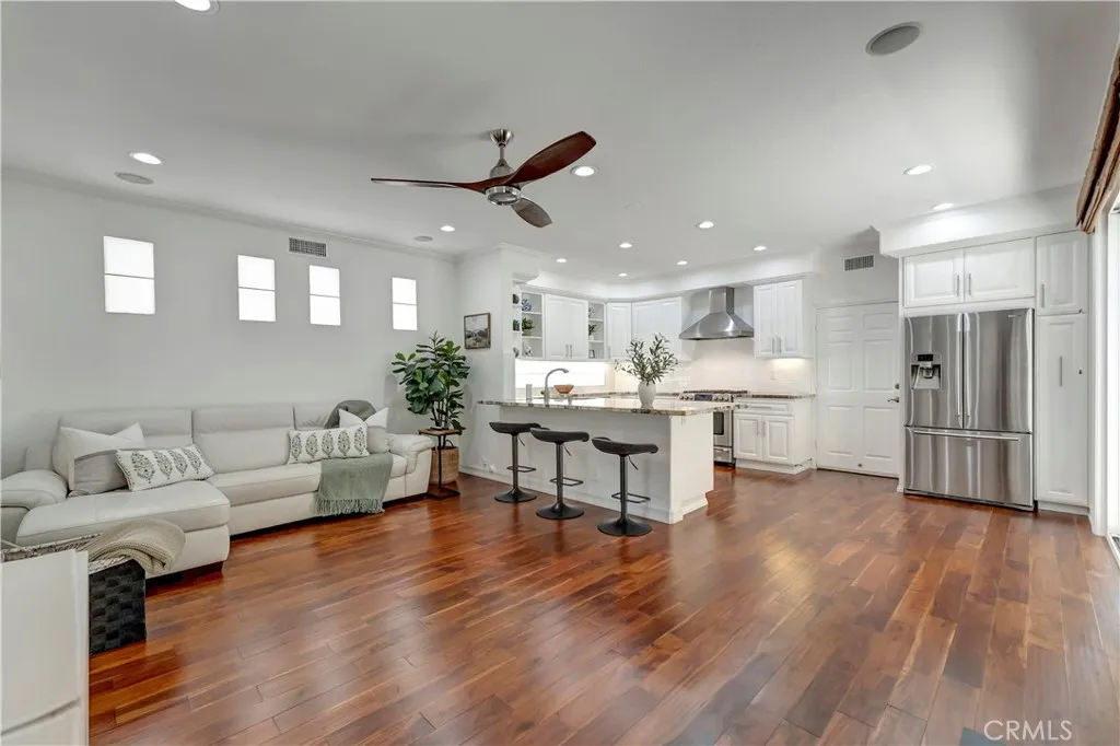 Additional image 13 of 515 20th Street, Huntington Beach, CA 92648