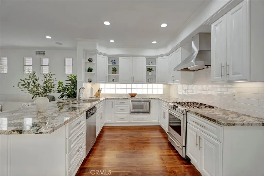 Additional image 46 of 515 20th Street, Huntington Beach, CA 92648
