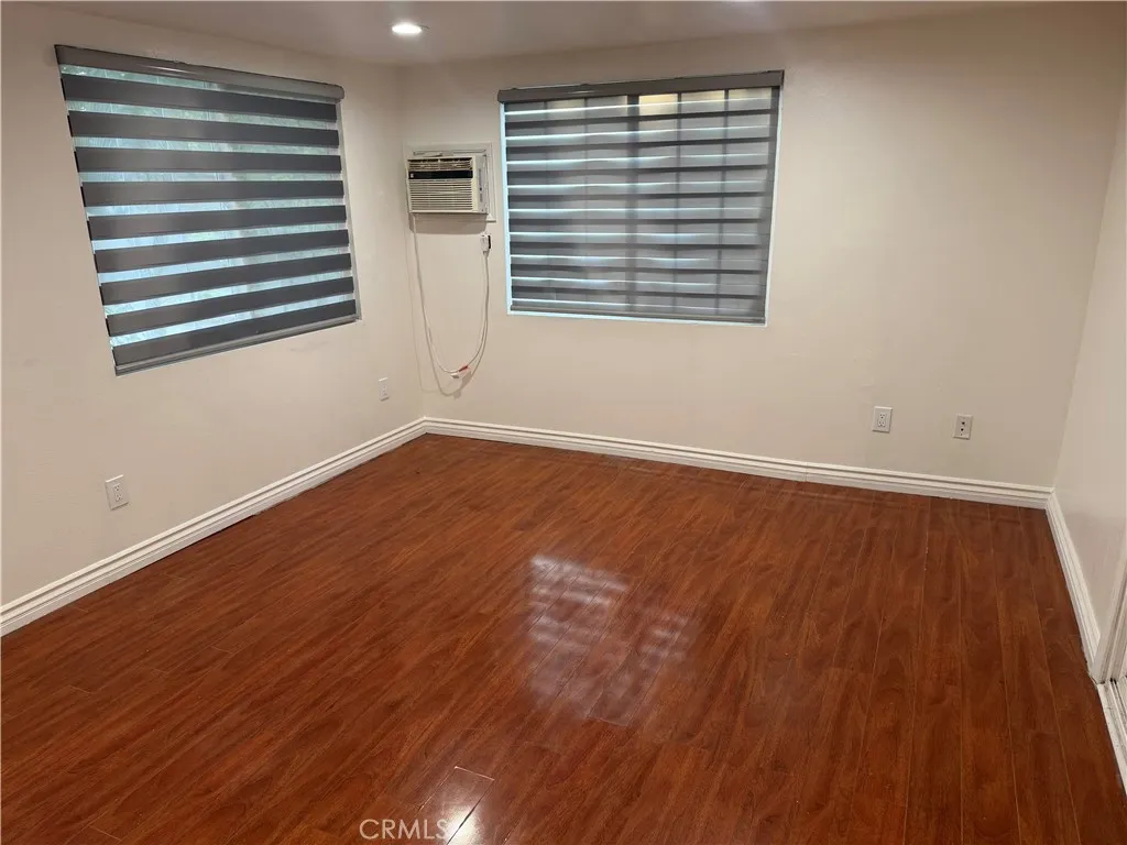 Additional image 21 of 18815 Arminta St, Reseda, CA 91335