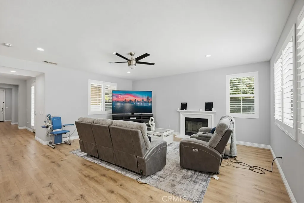 Additional image 17 of 10973 Marygold Way, Corona, CA 92883