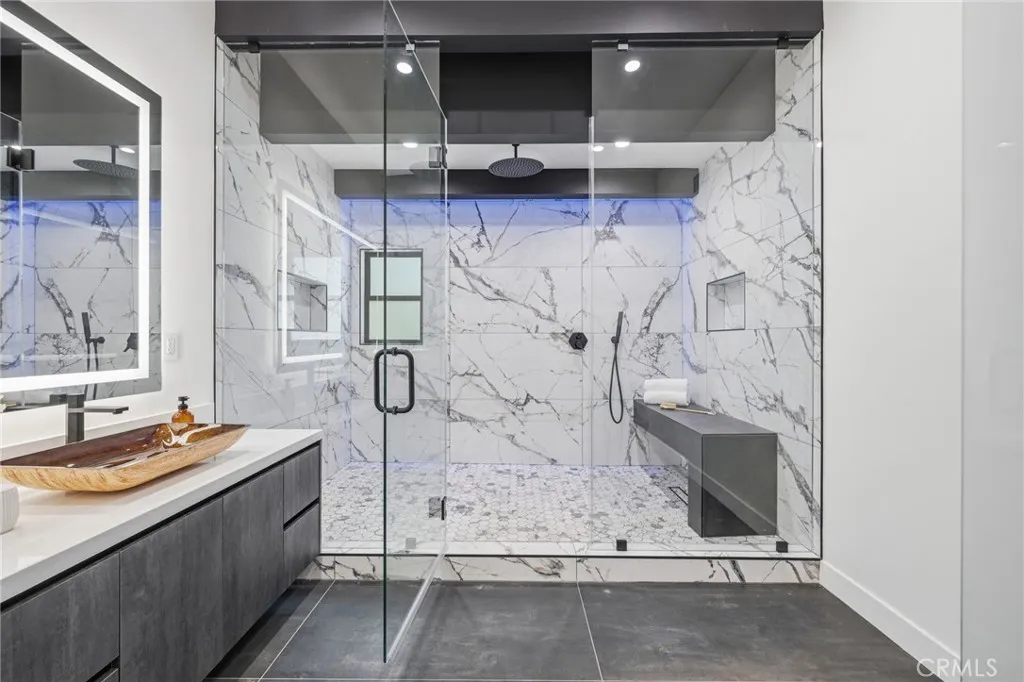 Additional image 32 of 8400 White Oak Ave, Sherwood Forest, CA 91325