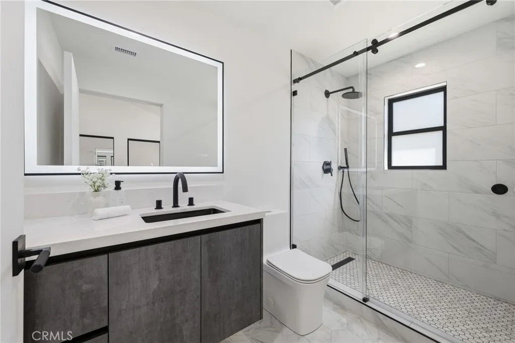 Additional image 45 of 8400 White Oak Ave, Sherwood Forest, CA 91325